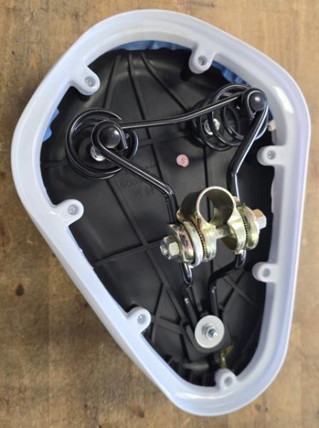 Sitz, Sattel für E-Scooter Fernost gross